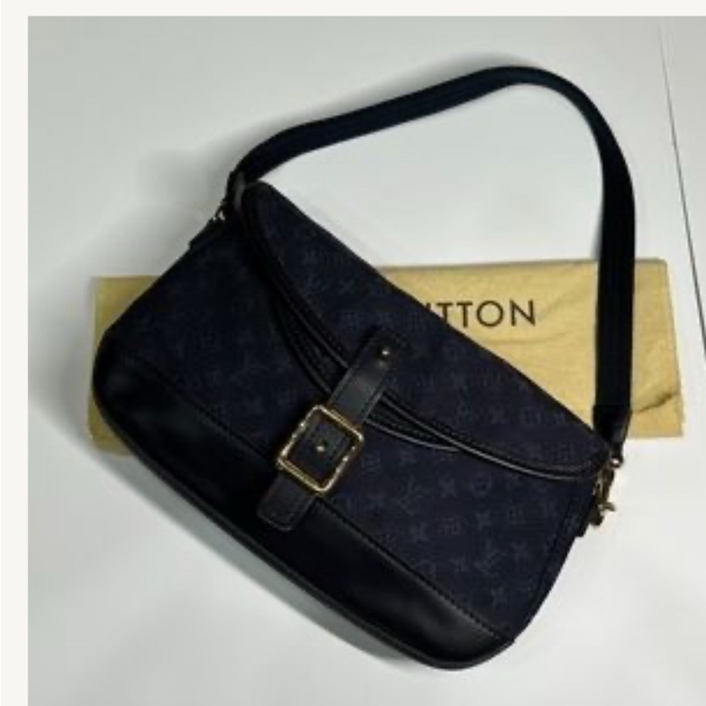 LOUIS VUITTON Mini Lin Berangere Monogram Deep Navy Blue Shoulder Bag